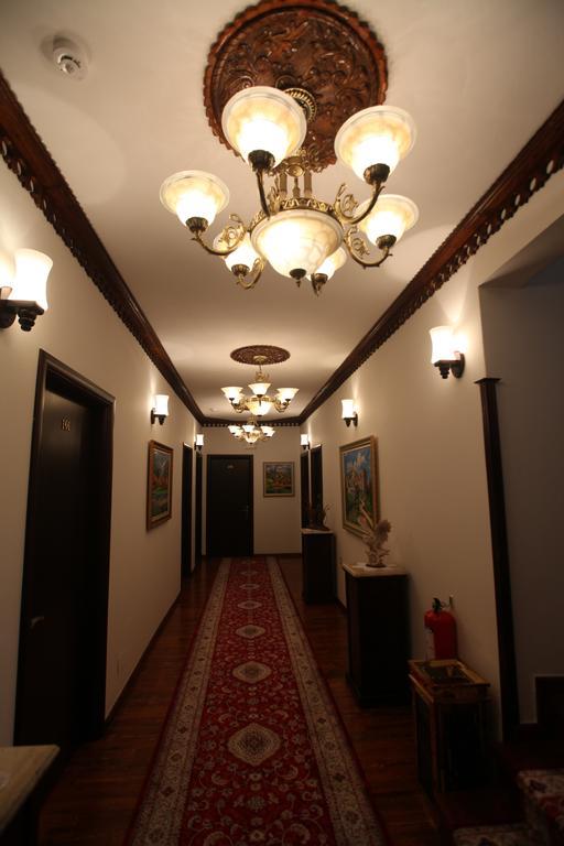 Antipatrea Hotel Берат Экстерьер фото